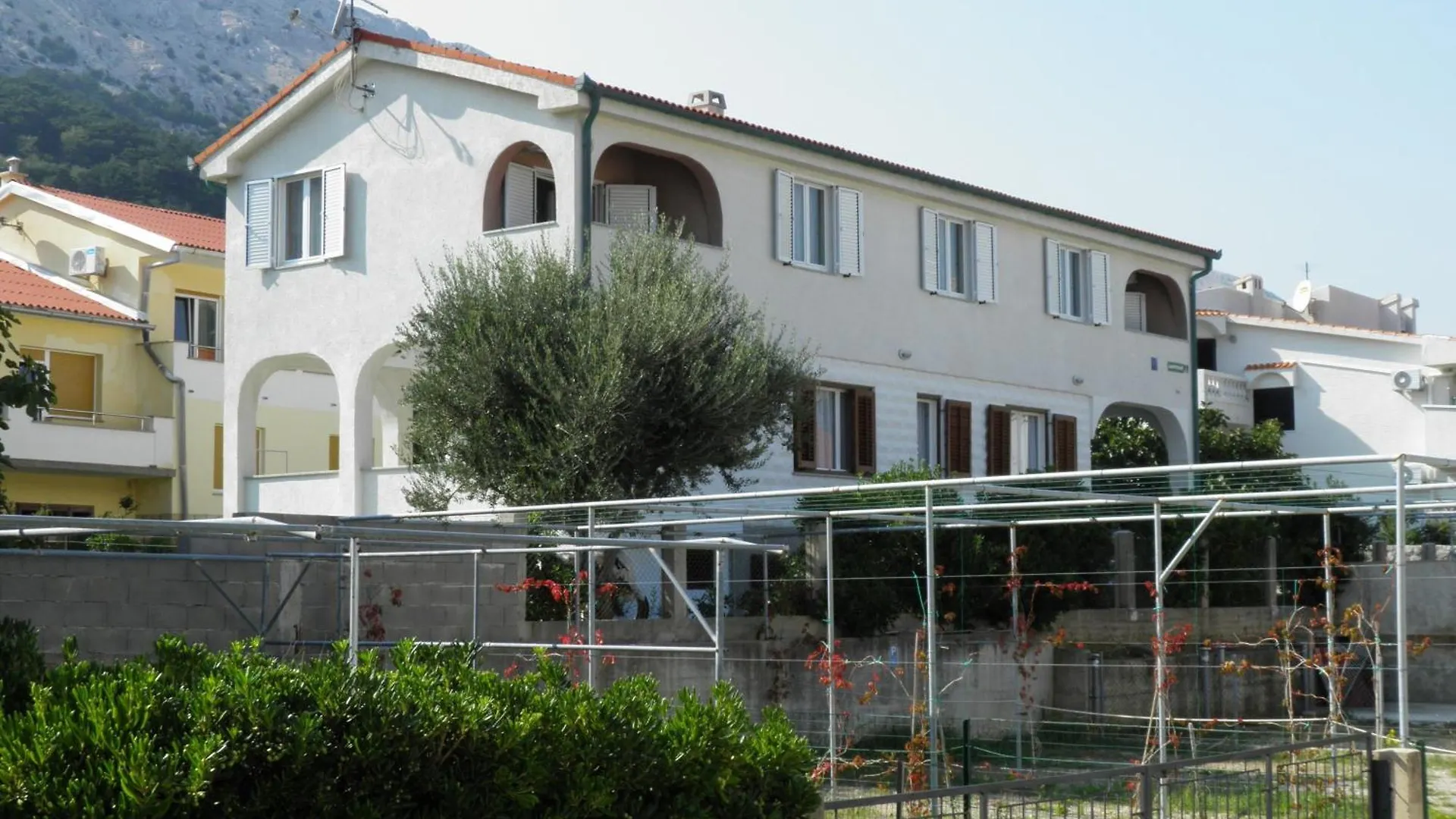 Apartments With A Parking Space Baska, Krk - 22662 Croazia